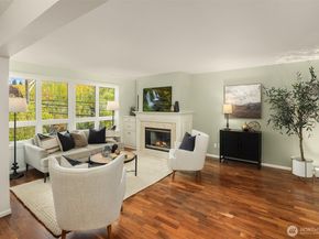 6300 Sand Point Way Ne 212, Seattle WA 98115