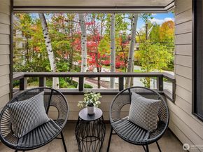 6300 Sand Point Way Ne 212, Seattle WA 98115