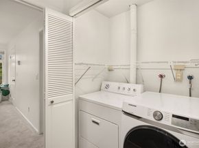 6300 Sand Point Way Ne 212, Seattle WA 98115