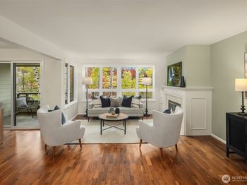 6300 Sand Point Way Ne