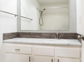 18102 15th Avenue NE A302, Shoreline WA 98155