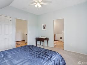 511 Van de Vanter Avenue, Kent WA 98030