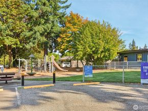 511 Van de Vanter Avenue, Kent WA 98030