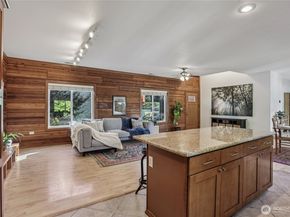 511 Van de Vanter Avenue, Kent WA 98030