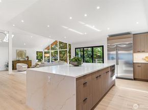 4278 137th Avenue NE, Bellevue WA 98005