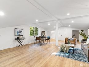 4278 137th Avenue NE, Bellevue WA 98005