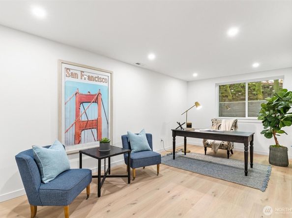 4278 137th Avenue NE, Bellevue WA 98005