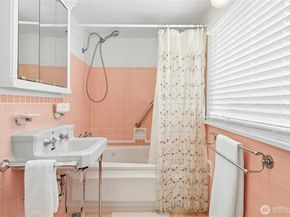 4806 Seahurst Avenue, Everett WA 98203