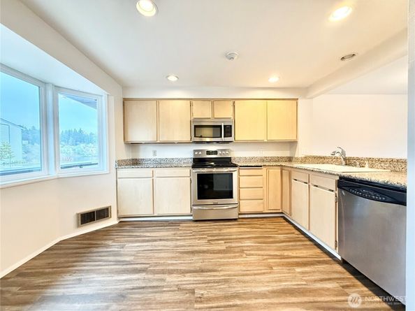 1610 Park Avenue B3, Bremerton WA 98337