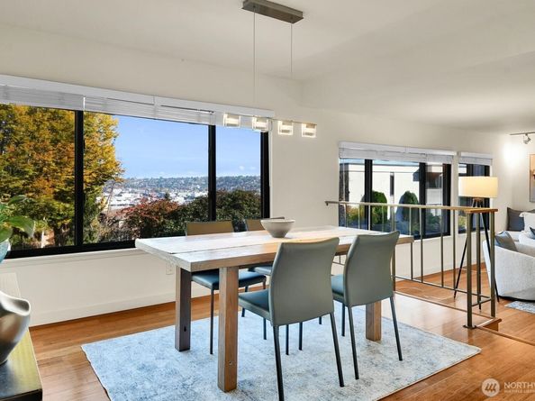 3640 26th Place W 101B, Seattle WA 98199