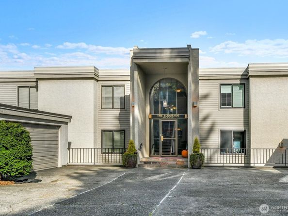 3640 26th Place W 101B, Seattle WA 98199
