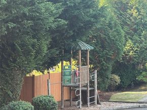 20409 25th Place W, Lynnwood WA 98036