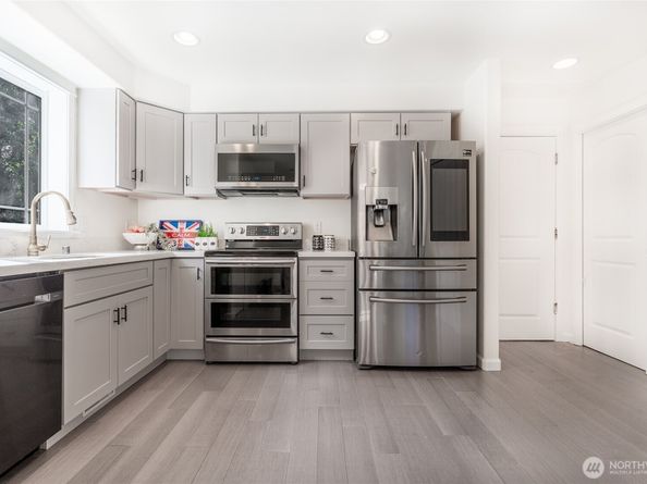 20409 25th Place W, Lynnwood WA 98036