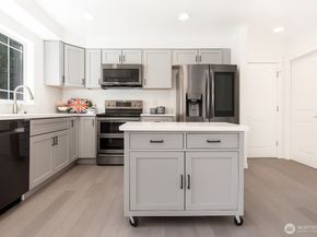 20409 25th Place W, Lynnwood WA 98036