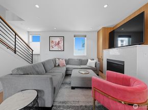 7747 15th Avenue NW A, Seattle WA 98117