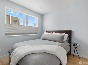 7747 15th Avenue NW A, Seattle WA 98117