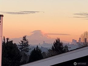 7747 15th Avenue NW A, Seattle WA 98117