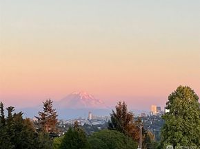 7747 15th Avenue NW A, Seattle WA 98117