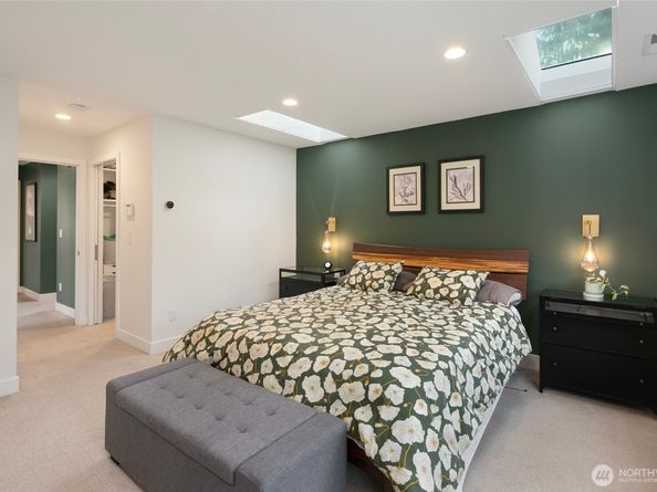 16505 Shore Drive NE, Lake Forest Park WA 98155