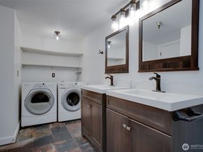 1100 Harrington Avenue NE 310, Renton WA 98056