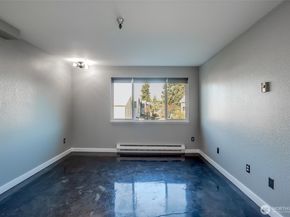 1100 Harrington Avenue NE 310, Renton WA 98056