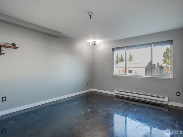 1100 Harrington Avenue NE 310, Renton WA 98056