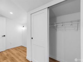 2125 N 90th Street, Seattle WA 98103