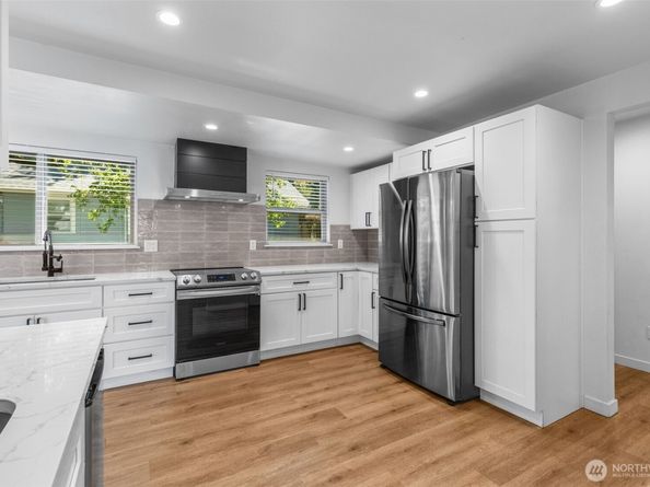 2125 N 90th Street, Seattle WA 98103