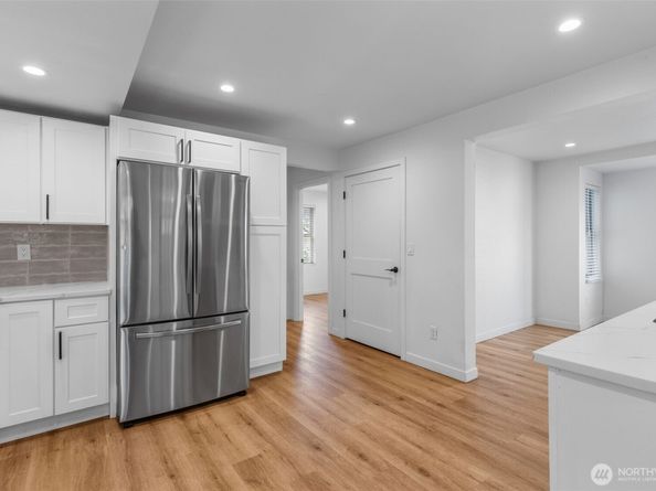 2125 N 90th Street, Seattle WA 98103