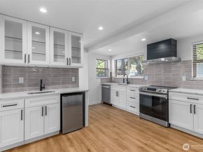 2125 N 90th Street, Seattle WA 98103