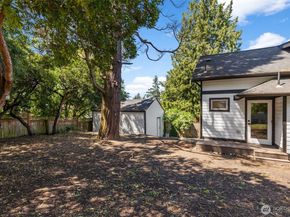 2125 N 90th Street, Seattle WA 98103