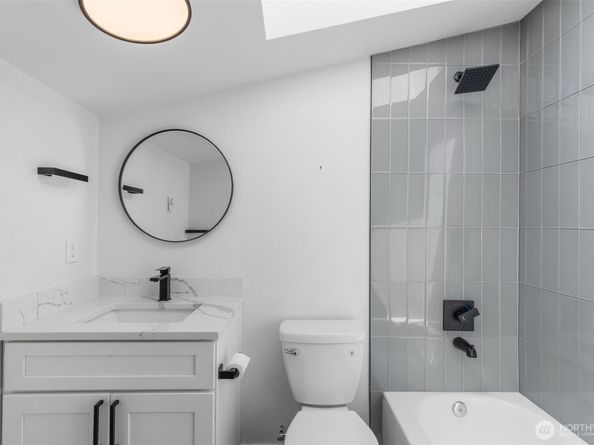 2125 N 90th Street, Seattle WA 98103