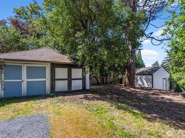 2125 N 90th Street, Seattle WA 98103