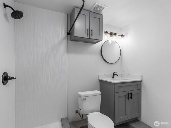 2125 N 90th Street, Seattle WA 98103