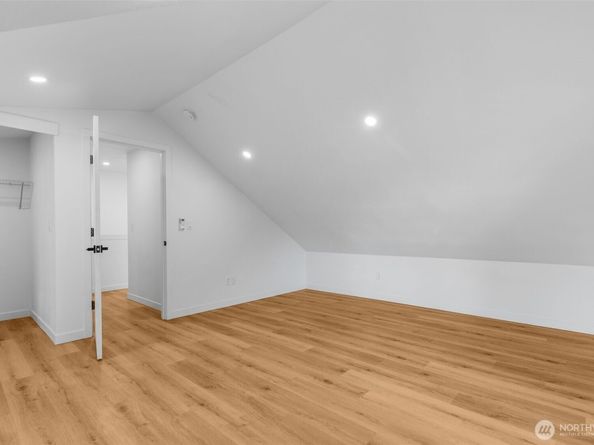 2125 N 90th Street, Seattle WA 98103