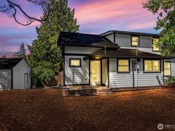 2125 N 90th Street, Seattle WA 98103