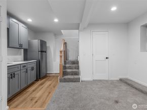 2125 N 90th Street, Seattle WA 98103