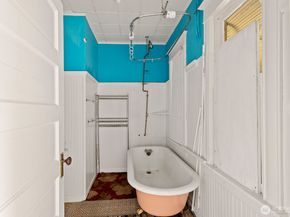 4812 46th Avenue SW, Seattle WA 98116