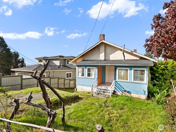 4812 46th Avenue SW, Seattle WA 98116