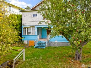 4812 46th Avenue SW, Seattle WA 98116