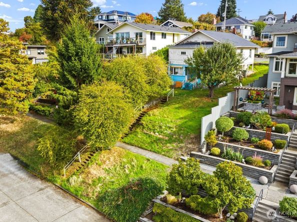 4812 46th Avenue SW, Seattle WA 98116