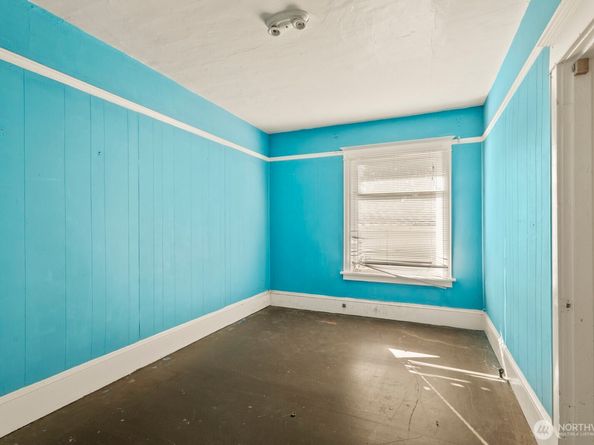 4812 46th Avenue SW, Seattle WA 98116