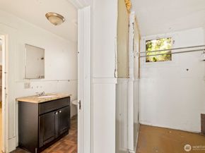 4812 46th Avenue SW, Seattle WA 98116