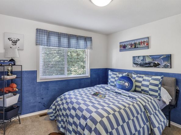 19205 124th Avenue SE, Kent WA 98031
