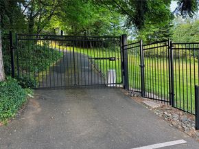 19205 124th Avenue SE, Kent WA 98031