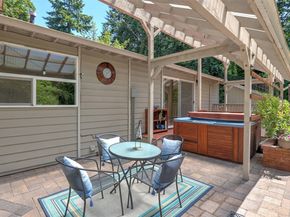 19205 124th Avenue SE, Kent WA 98031