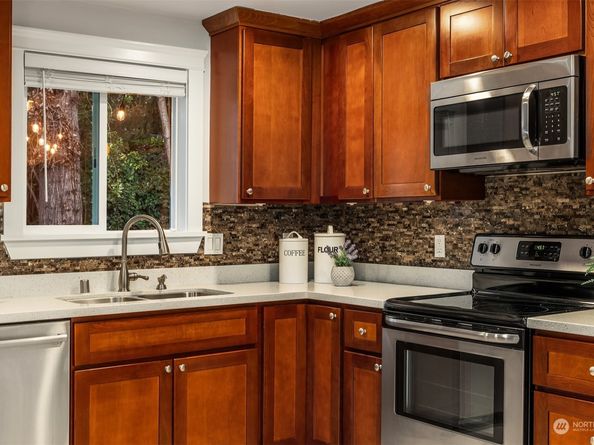828 2nd Avenue, Kirkland WA 98033