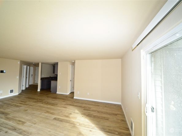 9815 Holly Drive A103, Everett WA 98204