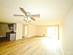 9815 Holly Drive A103, Everett WA 98204