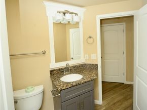 9815 Holly Drive A103, Everett WA 98204